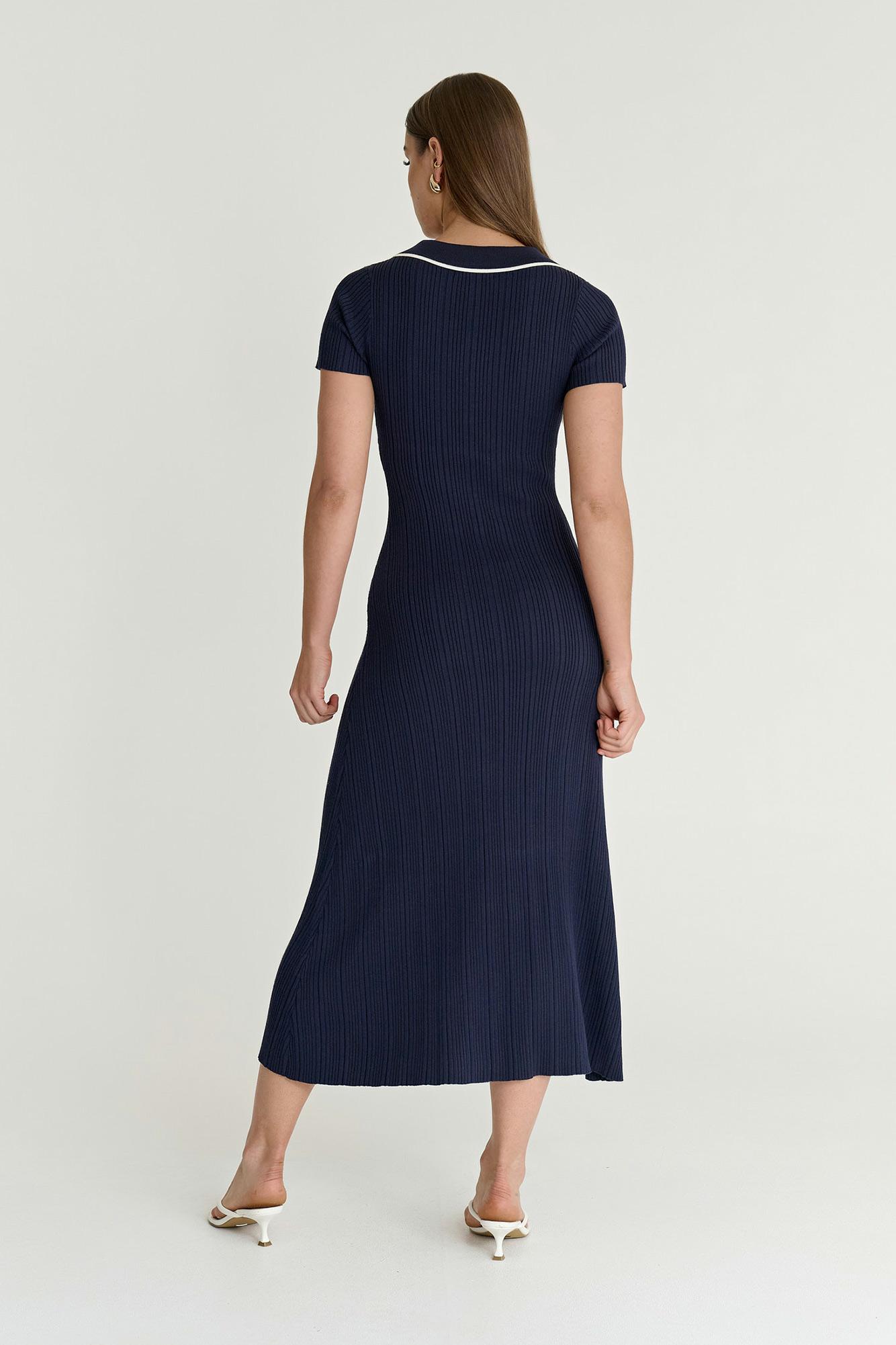 Navy/ecru